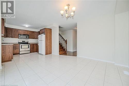 91 Powell Drive, Hamilton, ON - Indoor Photo Showing Kitchen