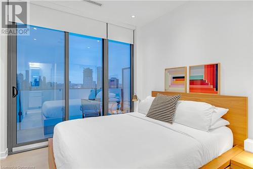 20 Lombard Street Unit# 3711, Toronto, ON - Indoor Photo Showing Bedroom