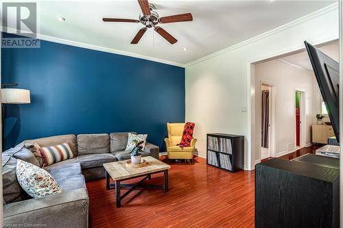 117 Ferguson Avenue S, Hamilton, ON - Indoor Photo Showing Living Room