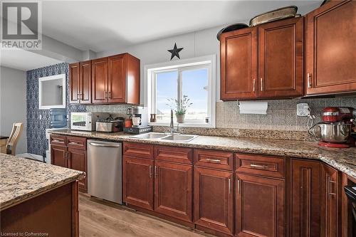 435 Highway 54 Road, Brantford, ON - Indoor Photo Showing Kitchen With Double Sink