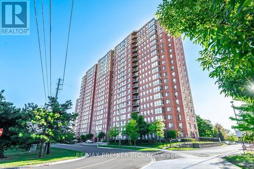 1114 - 330 Mccowan Road, Toronto (Eglinton East), ON - Outdoor With Balcony With Facade