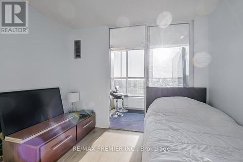 1114 - 330 Mccowan Road, Toronto (Eglinton East), ON - Indoor Photo Showing Bedroom