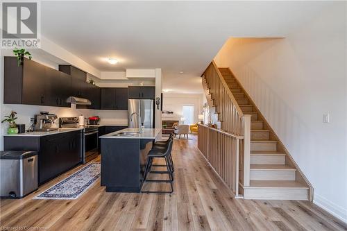 16 Raspberry Lane, Mount Hope, ON - Indoor Photo Showing Kitchen With Upgraded Kitchen