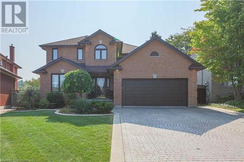 82 Derek Drive, Hamilton, ON - Outdoor