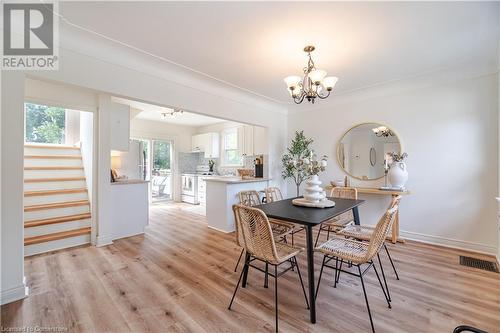 344 East 12Th Street, Hamilton, ON - Indoor Photo Showing Dining Room