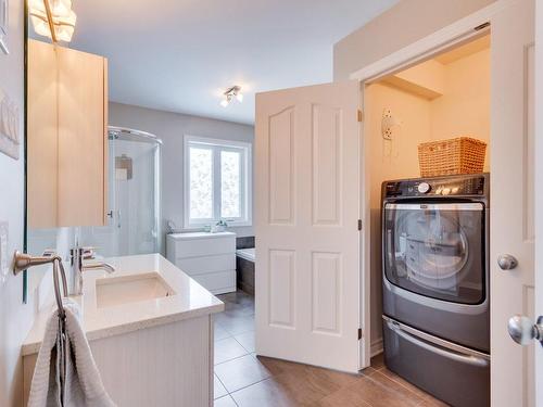 Bathroom - 119 Rue De La Vaudaire, Gatineau (Aylmer), QC - Indoor Photo Showing Laundry Room