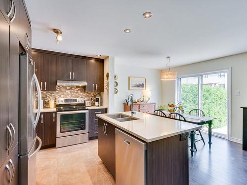 Kitchen - 119 Rue De La Vaudaire, Gatineau (Aylmer), QC - Indoor Photo Showing Kitchen With Double Sink With Upgraded Kitchen