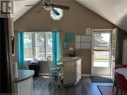 12289 Lakeshore Road, Wainfleet, ON - Indoor Photo Showing Dining Room