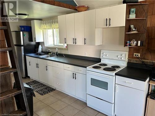 12289 Lakeshore Road, Wainfleet, ON - Indoor Photo Showing Kitchen With Double Sink