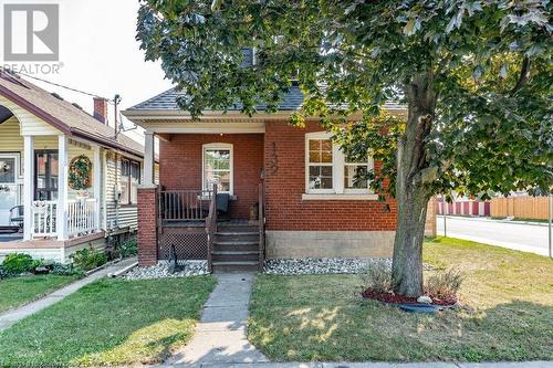 132 Weir Street N, Hamilton, ON - Outdoor