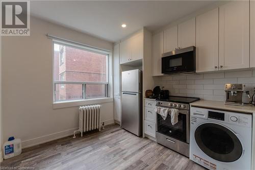 1 East 35Th Street Unit# 7, Hamilton, ON - Indoor Photo Showing Laundry Room