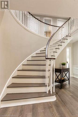 203 Bluebell Crescent, Ancaster, ON - Indoor Photo Showing Other Room