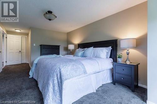 203 Bluebell Crescent, Ancaster, ON - Indoor Photo Showing Bedroom