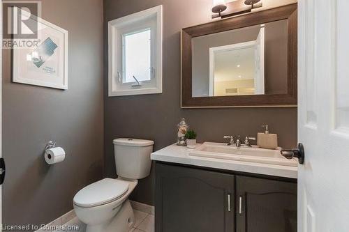 203 Bluebell Crescent, Ancaster, ON - Indoor Photo Showing Bathroom