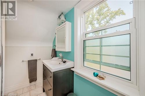 18 Mckay Road, Hamilton, ON - Indoor Photo Showing Laundry Room