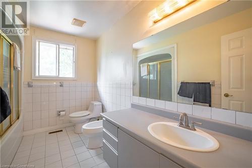 58 Galley Road, Ancaster, ON - Indoor Photo Showing Bathroom