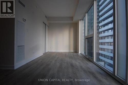 1208 - 17 Dundonald Street, Toronto, ON -  Photo Showing Other Room