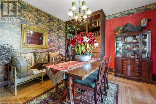 420 Ridge Road, Hamilton, ON - Indoor Photo Showing Dining Room