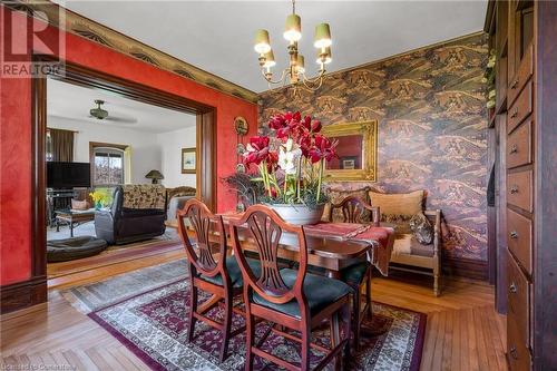 420 Ridge Road, Hamilton, ON - Indoor Photo Showing Dining Room