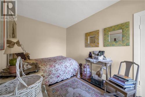 420 Ridge Road, Hamilton, ON - Indoor Photo Showing Bedroom