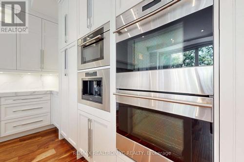 90 Upper Canada Drive, Toronto (St. Andrew-Windfields), ON - Indoor Photo Showing Kitchen