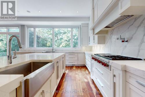 90 Upper Canada Drive, Toronto, ON - Indoor Photo Showing Kitchen With Upgraded Kitchen