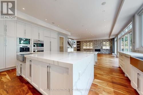 90 Upper Canada Drive, Toronto, ON - Indoor Photo Showing Kitchen With Upgraded Kitchen