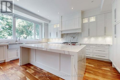 90 Upper Canada Drive, Toronto, ON - Indoor Photo Showing Kitchen With Upgraded Kitchen