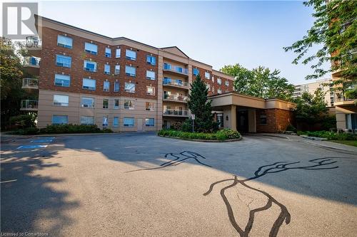 5188 Lakeshore Road Unit# 102, Burlington, ON - Outdoor With Facade