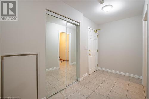 5188 Lakeshore Road Unit# 102, Burlington, ON - Indoor Photo Showing Other Room