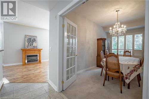 5188 Lakeshore Road Unit# 102, Burlington, ON - Indoor Photo Showing Dining Room