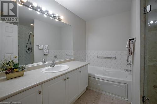 5188 Lakeshore Road Unit# 102, Burlington, ON - Indoor Photo Showing Bathroom