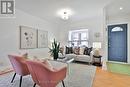 40 Borden Street, Toronto (University), ON  - Indoor Photo Showing Living Room 