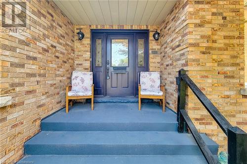 7 Mirella Court, Hamilton, ON - Outdoor