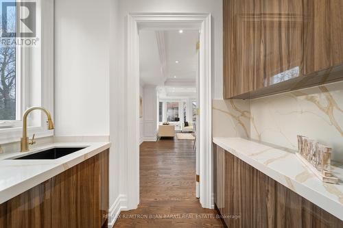 413 Empress Avenue, Toronto (Willowdale East), ON - Indoor Photo Showing Kitchen