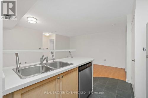 601 - 30 Hayden Street, Toronto (Church-Yonge Corridor), ON - Indoor Photo Showing Kitchen With Double Sink