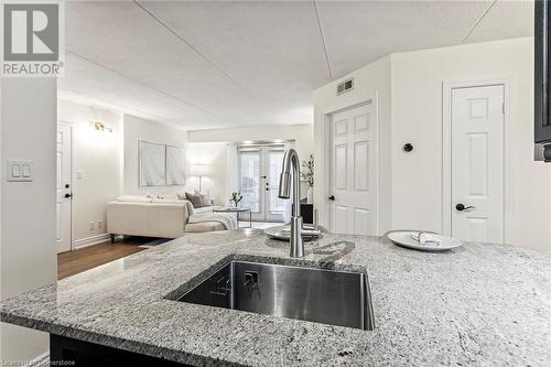 2055 Appleby Line Unit# 108, Burlington, ON - Indoor Photo Showing Kitchen