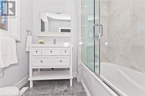 108 Townline Road W Unit# Main Floor, St. Catharines, ON - Indoor Photo Showing Bathroom