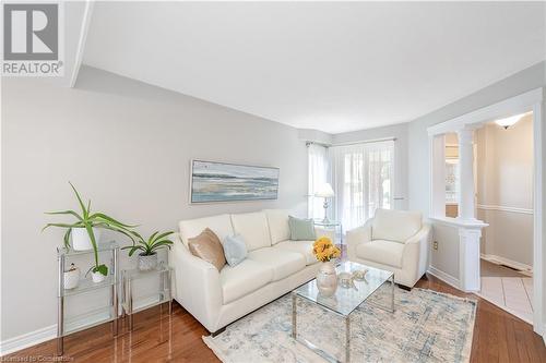 24 Furrows End, Brampton, ON - Indoor Photo Showing Living Room