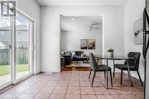 5228 Garland Crescent, Burlington, ON - Indoor Photo Showing Dining Room