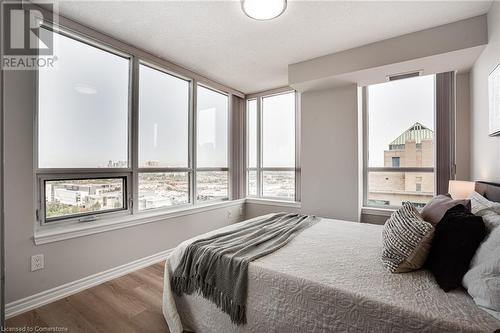 4090 Living Arts Drive Unit# 2308, Mississauga, ON - Indoor Photo Showing Bedroom