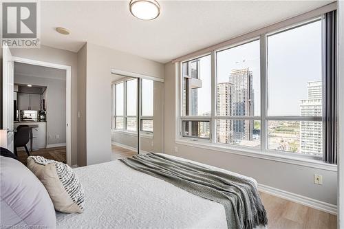 4090 Living Arts Drive Unit# 2308, Mississauga, ON - Indoor Photo Showing Bedroom