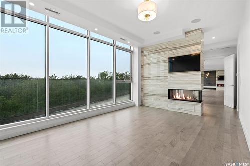 602 637 University Drive, Saskatoon, SK - Indoor With Fireplace