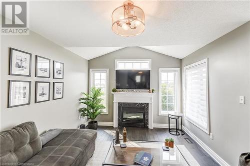 72 Keith Crescent, Niagara-On-The-Lake, ON - Indoor Photo Showing Living Room With Fireplace