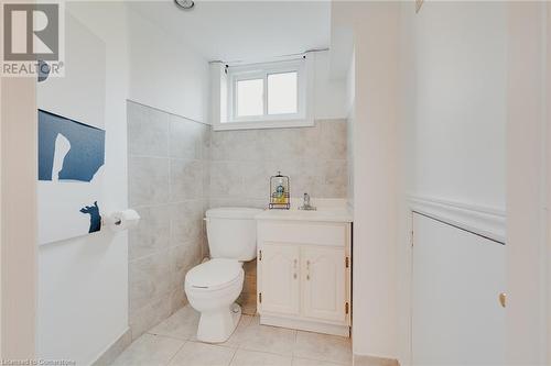 112 Buckingham Drive, Hamilton, ON - Indoor Photo Showing Bathroom