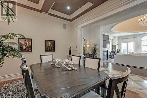 445 Elizabeth Street Unit# Ph1, Burlington, ON - Indoor Photo Showing Dining Room