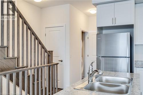 261 Skinner Road Unit# 1, Waterdown, ON - Indoor Photo Showing Kitchen With Double Sink