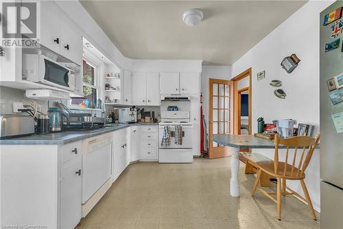 1269 Leighland Road, Burlington, ON - Indoor Photo Showing Kitchen