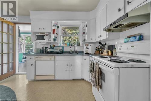 1269 Leighland Road, Burlington, ON - Indoor Photo Showing Kitchen