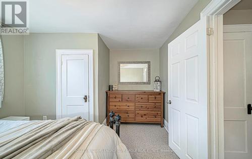 112 Adelaide Avenue W, Oshawa (O'Neill), ON - Indoor Photo Showing Bedroom